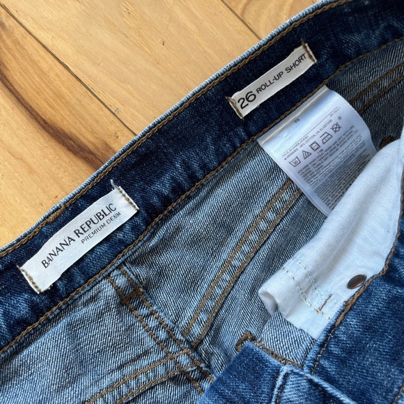 BANANA REPUBLIC Jean short size 26 - Picture 3 of 3